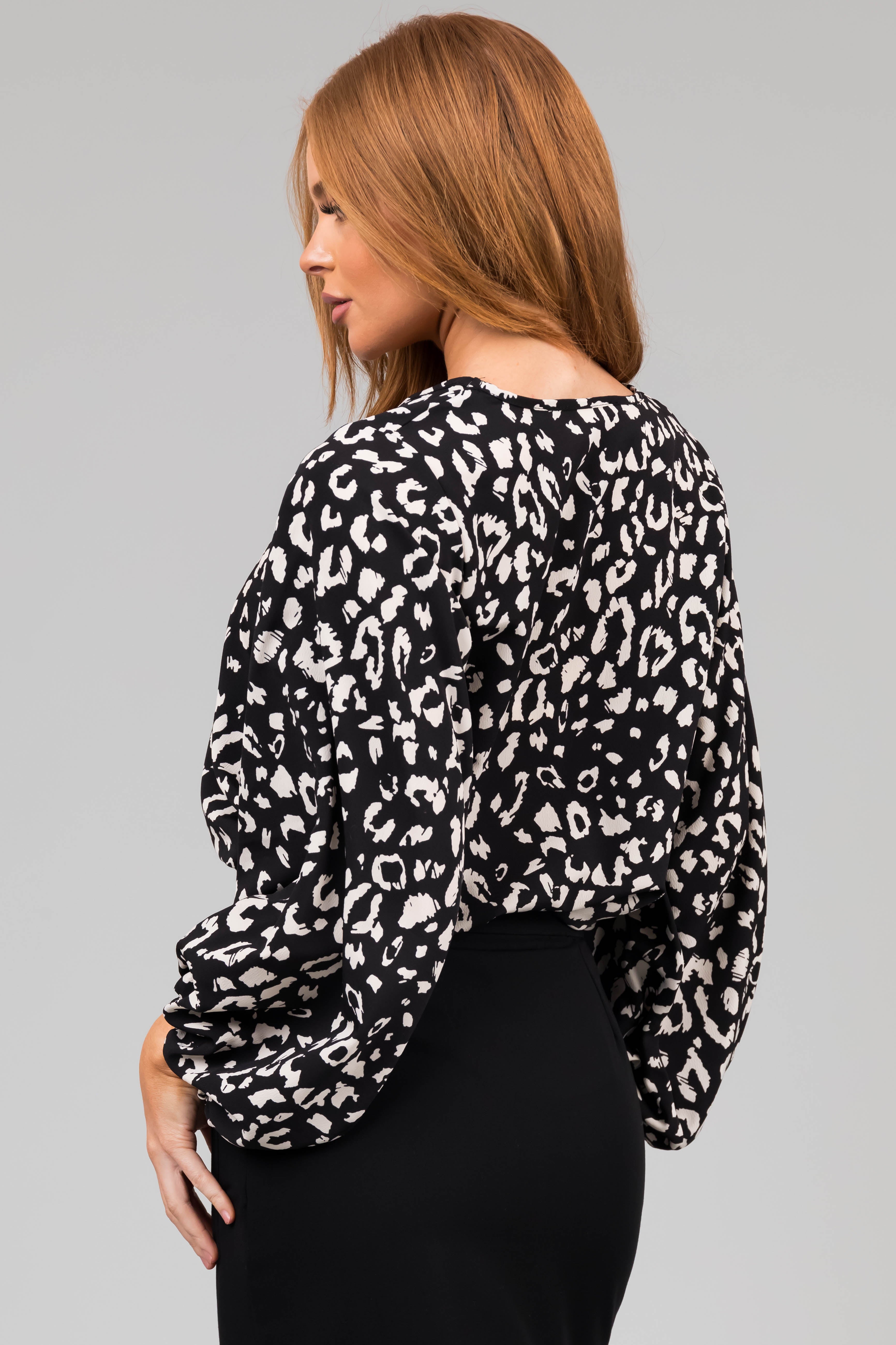 Black Leopard Print V Neck 3/4 Sleeve Blouse