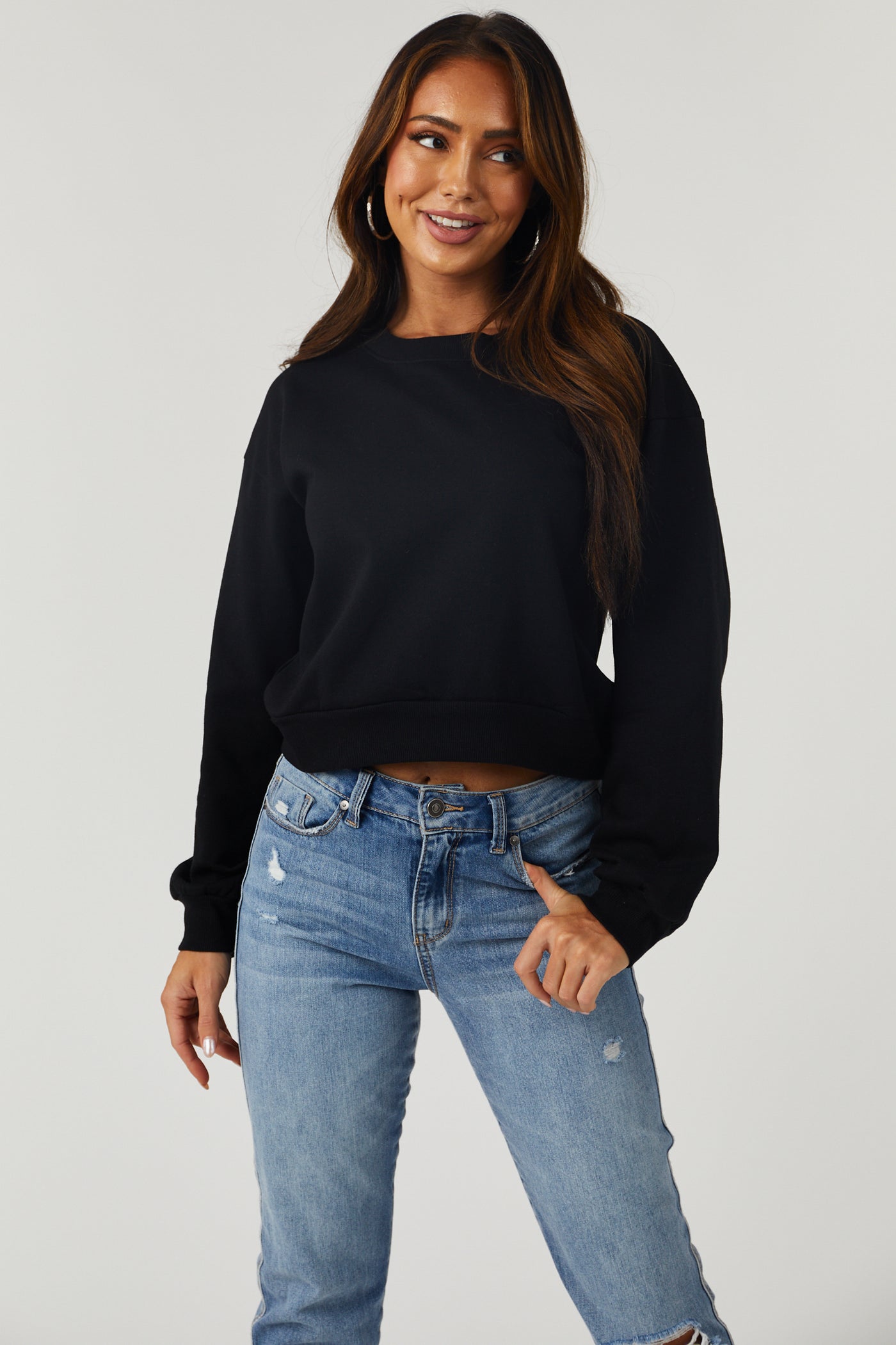 Black Long Sleeve Round Neck Cropped Sweatshirt