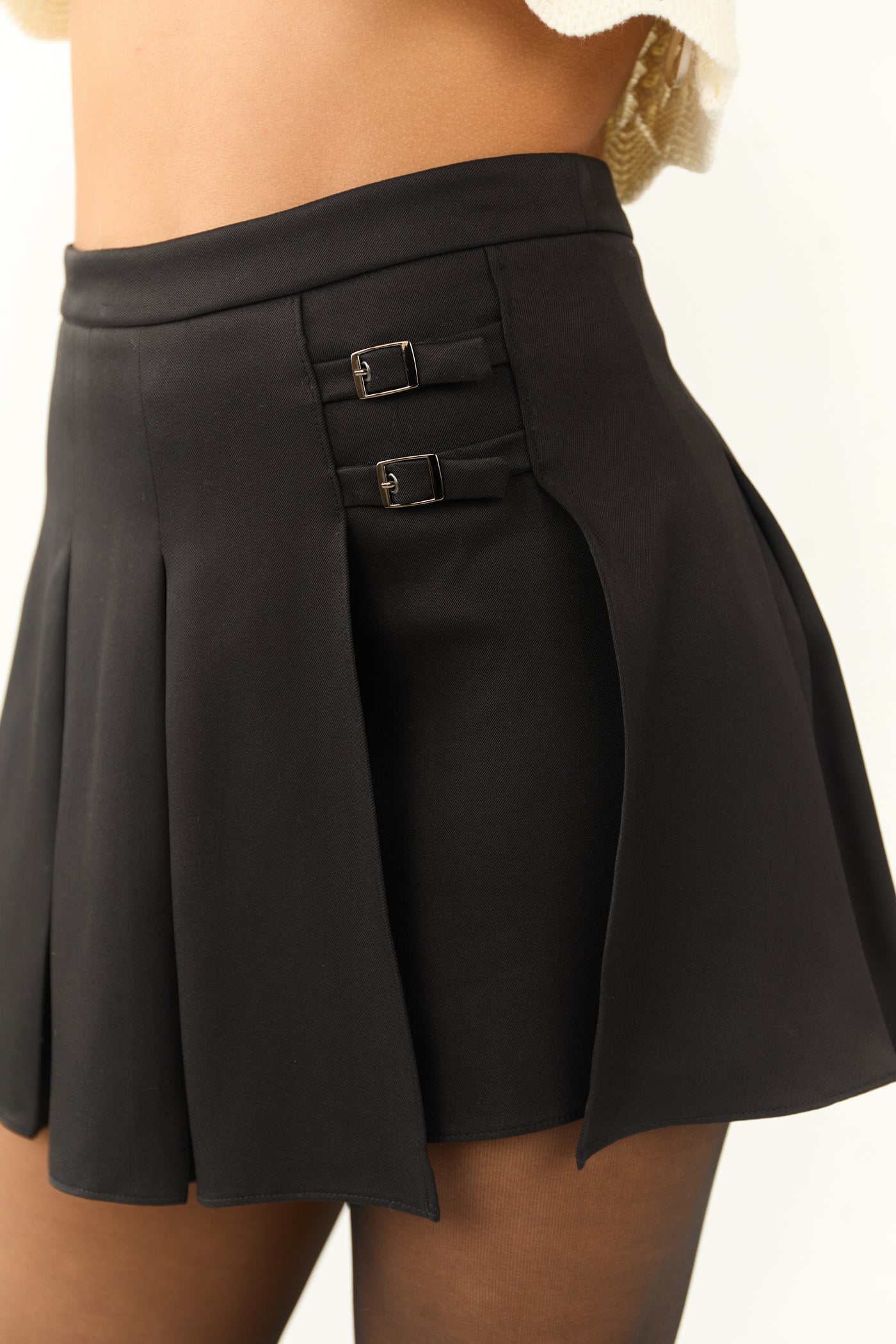 Black Pleated Double Buckle Mini Skort