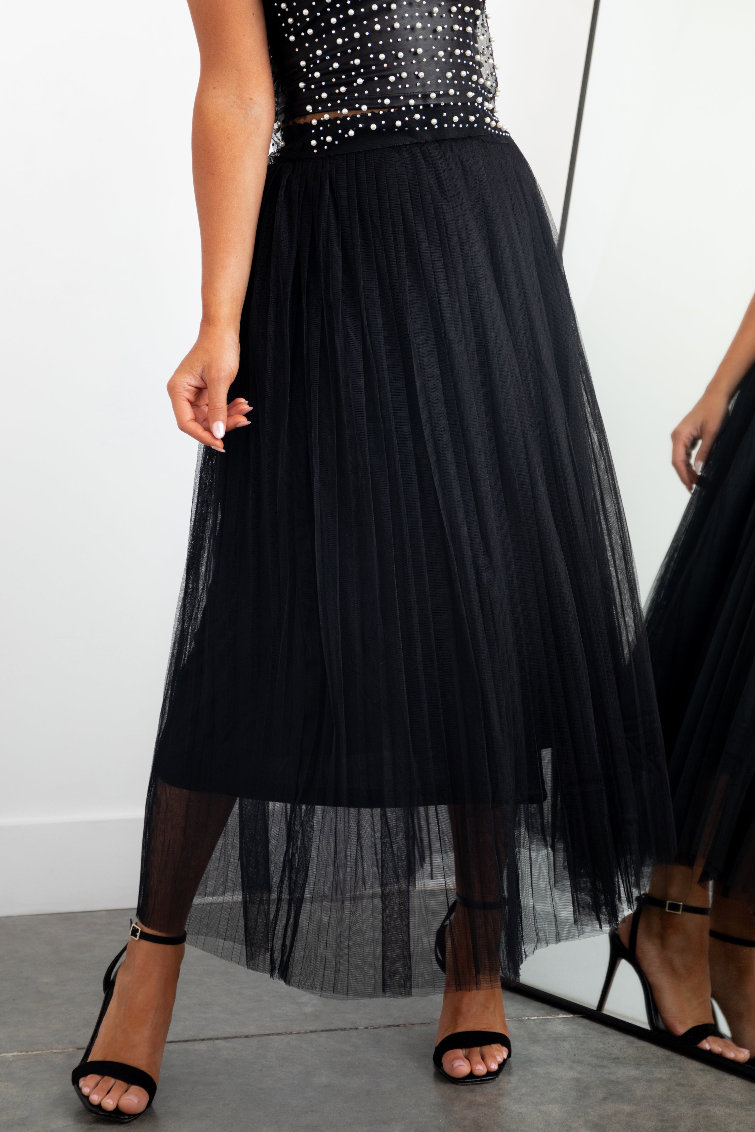 Black Pleated Mesh Midi Skirt