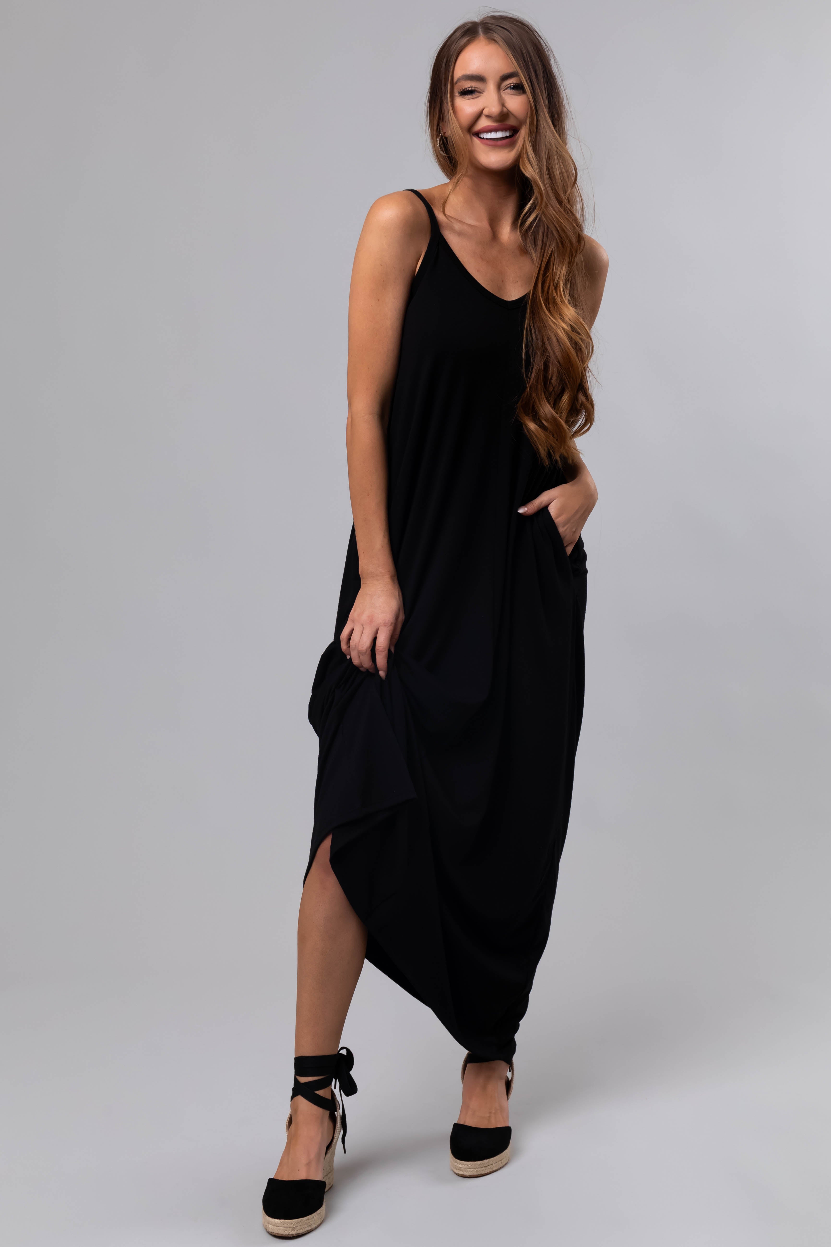 Black Sleeveless Knit Maxi Dress with Pockets