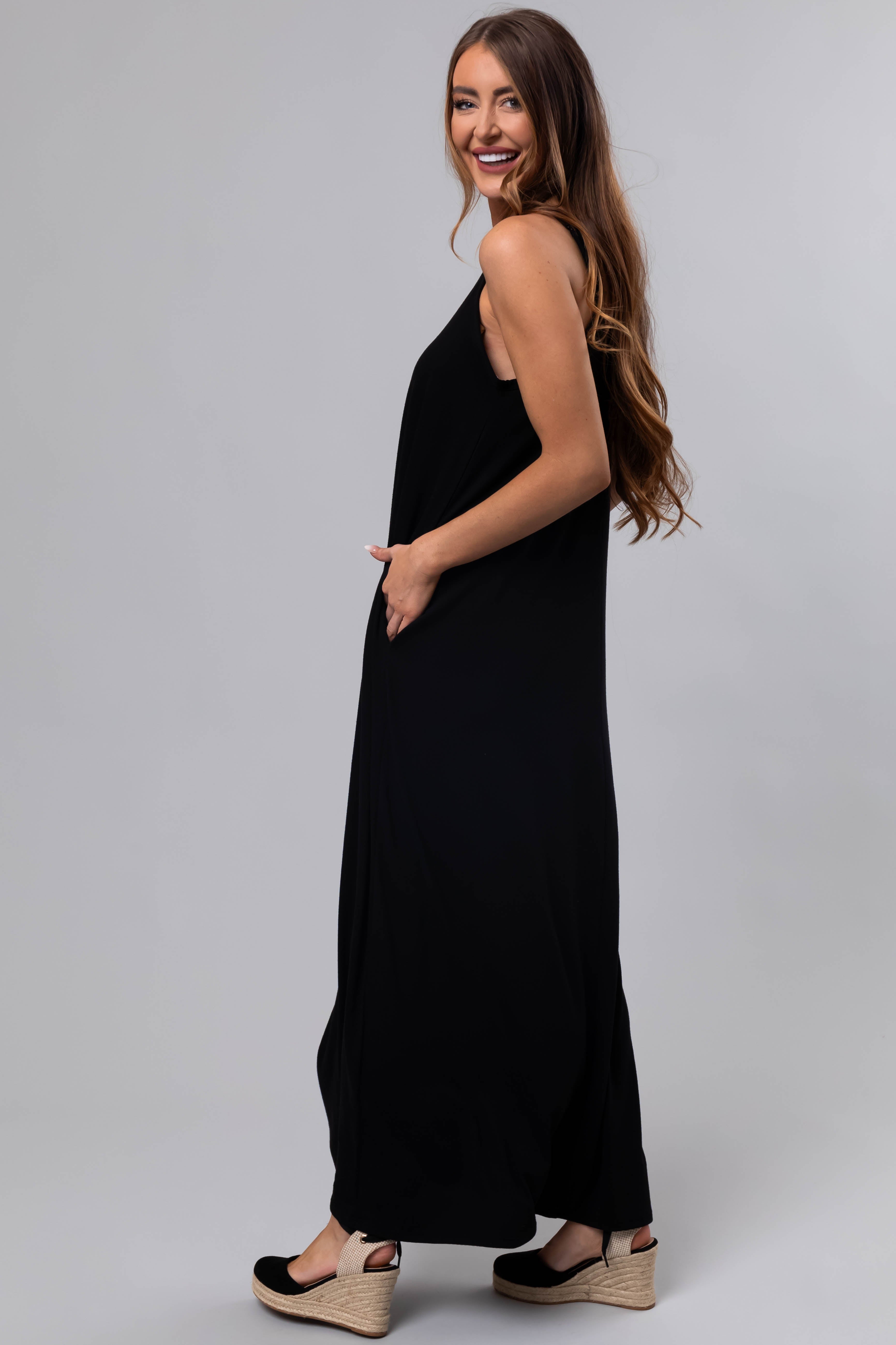 Black Sleeveless Knit Maxi Dress with Pockets