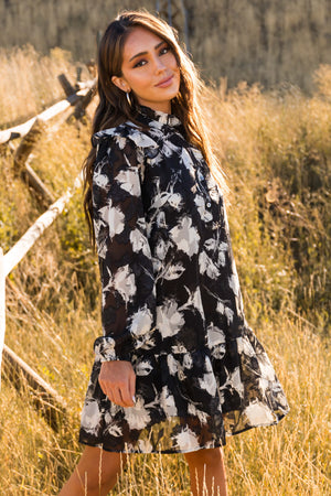 Black and Ivory Print Long Sleeve Short Dress