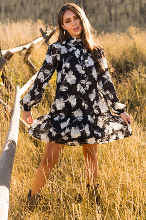 Black and Ivory Print Long Sleeve Short Dress