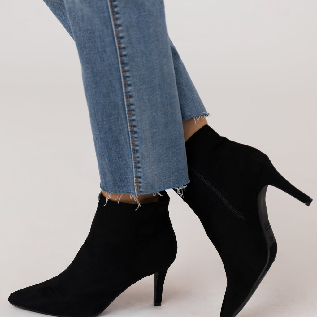 SARA Pointed Toe Ankle Black Suedette Booties
