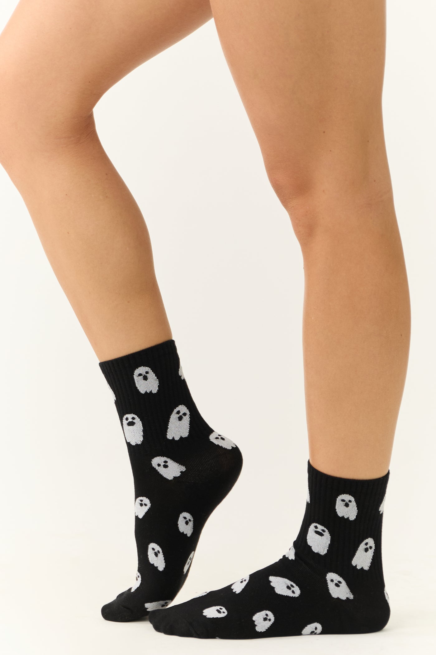 Black and White Ghost Halloween Graphic Crew Socks