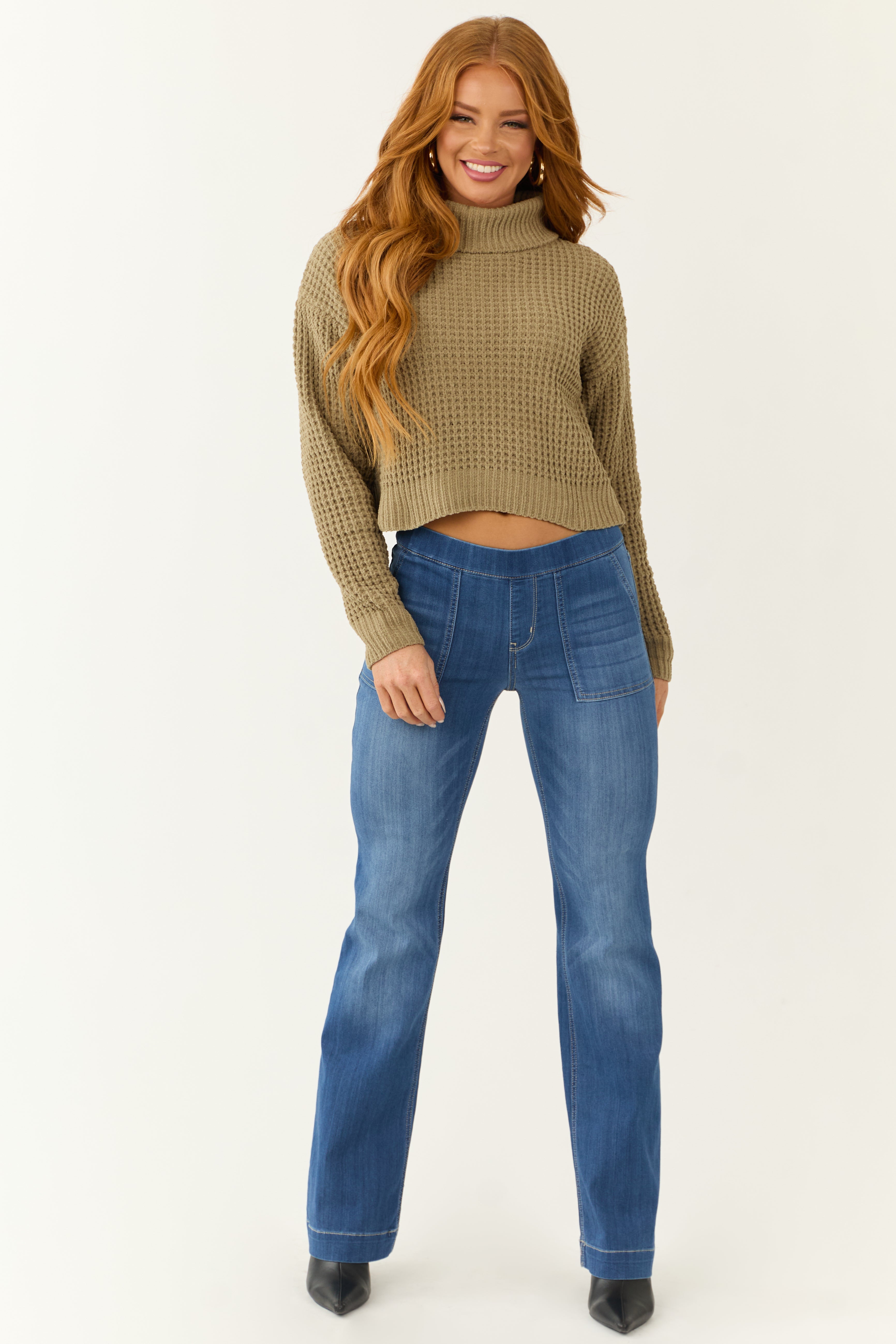 Cello Medium Wash Denim Mid Rise Flare Jeggings