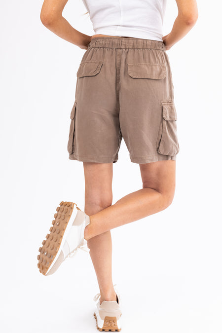 Coffee Cargo Pockets Drawstring Waist Shorts