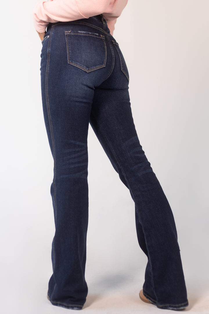 KanCan Dark Wash Whiskering Detail Flare Leg Jeans & Lime Lush