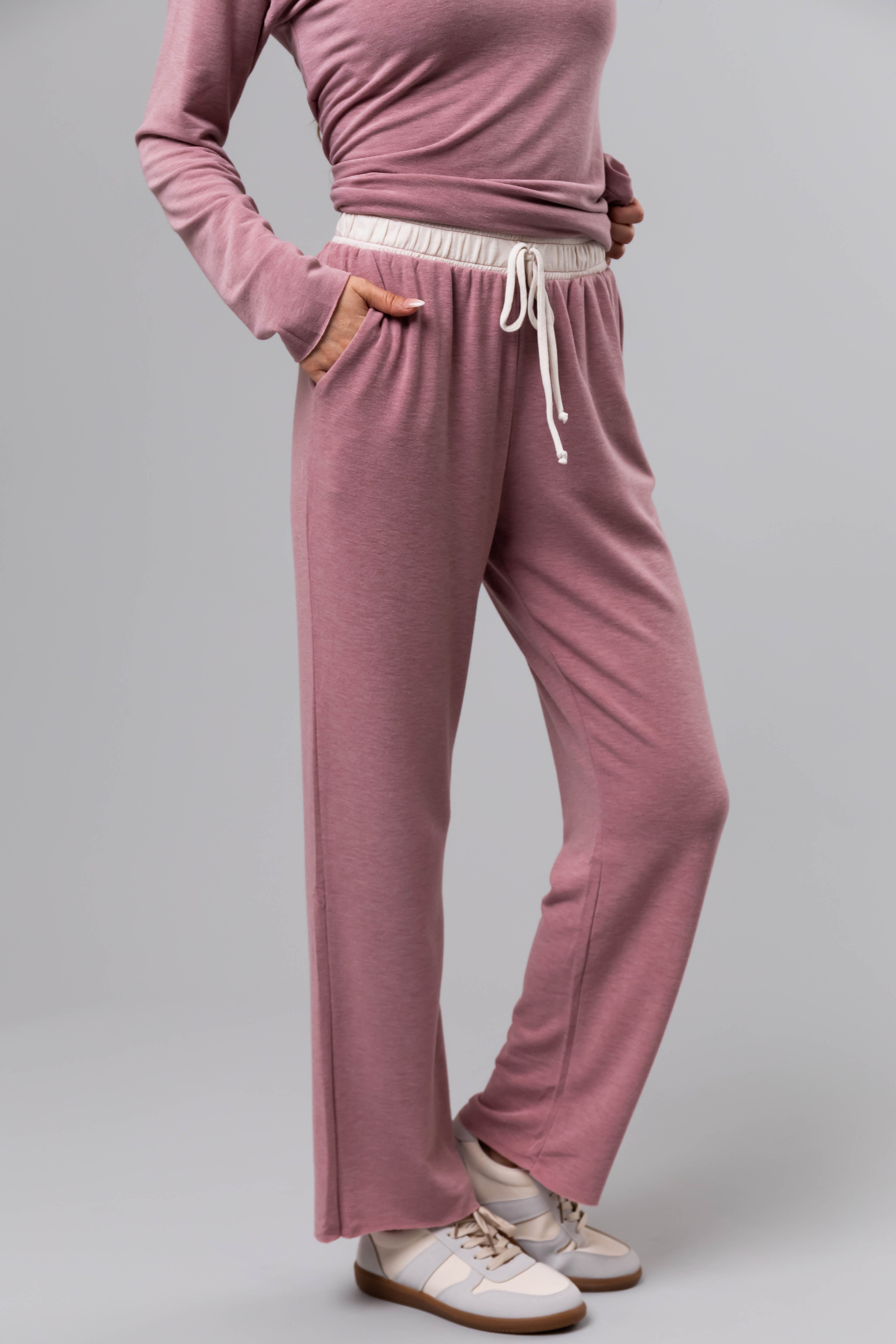 Heathered Rose Contrast Waist Raw Loose Pants