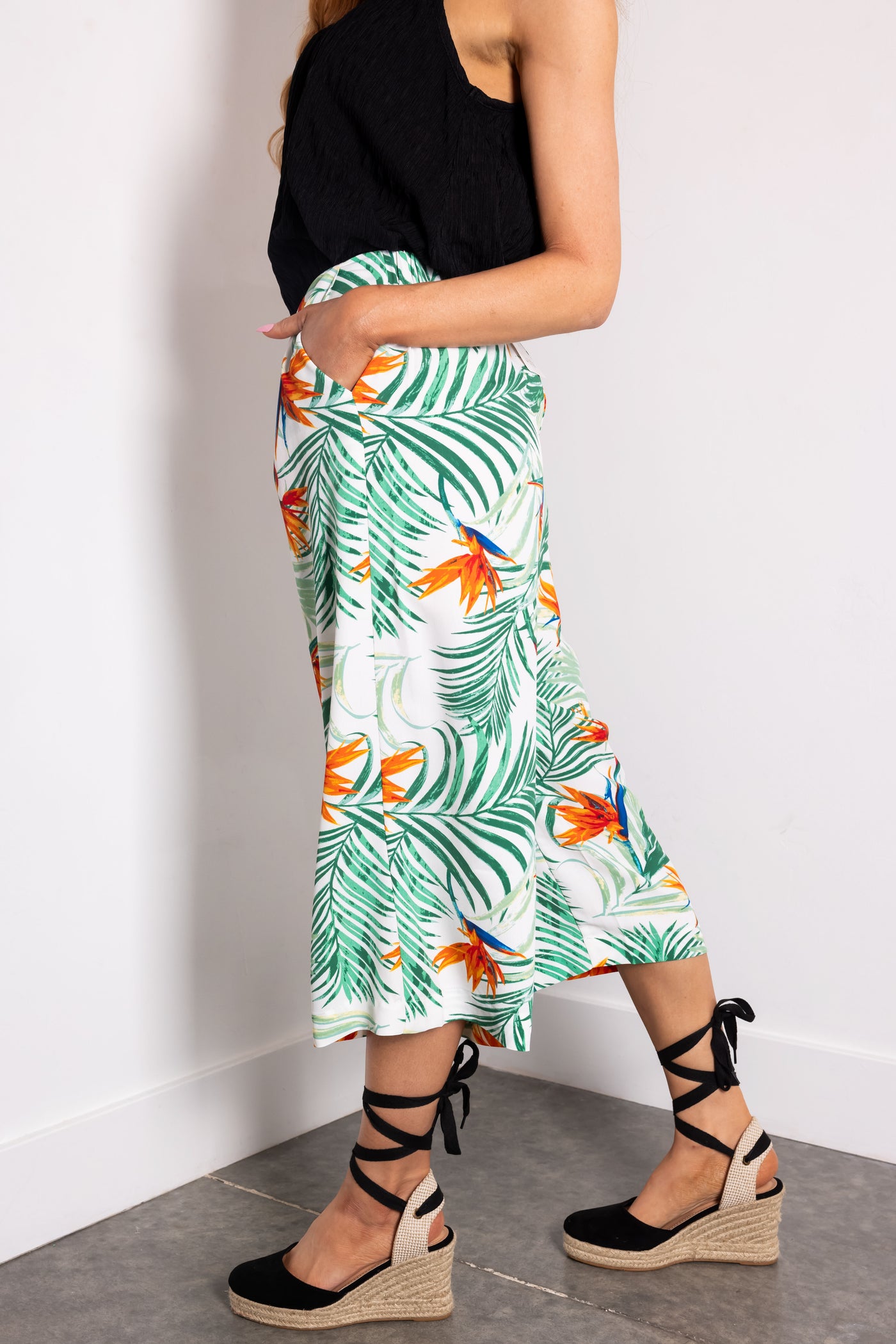 Jade Tropical Print Cropped Wide Leg Pants