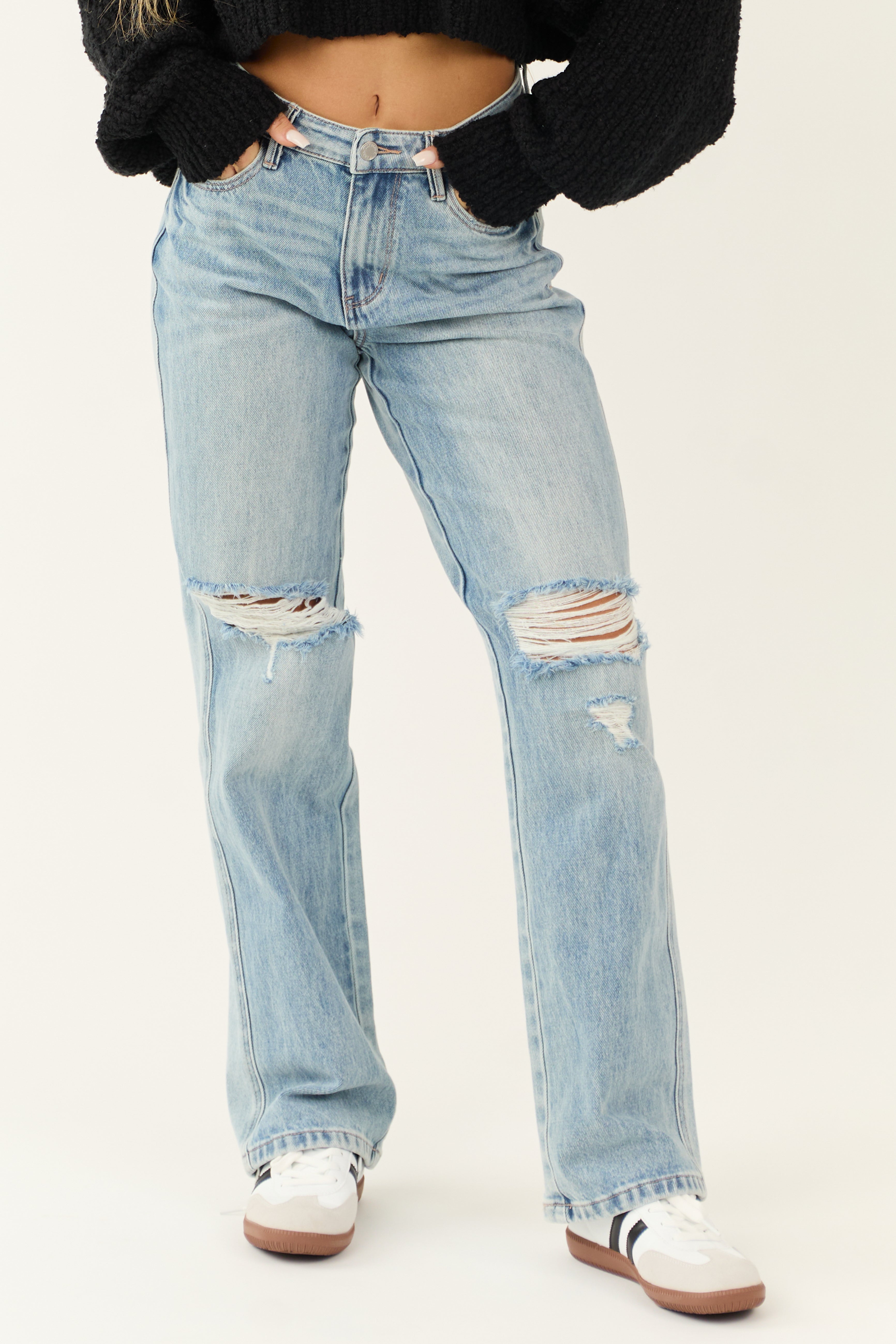 Judy Blue Light Wash Distressed 90's Straight Jeans