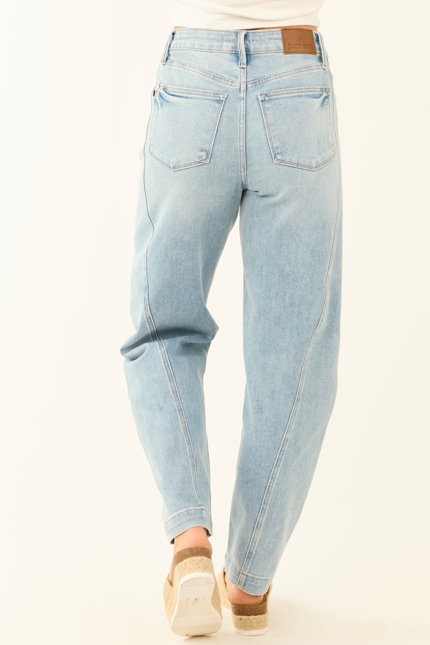 Judy Blue Light Wash Panel Stretchy Barrel Jeans