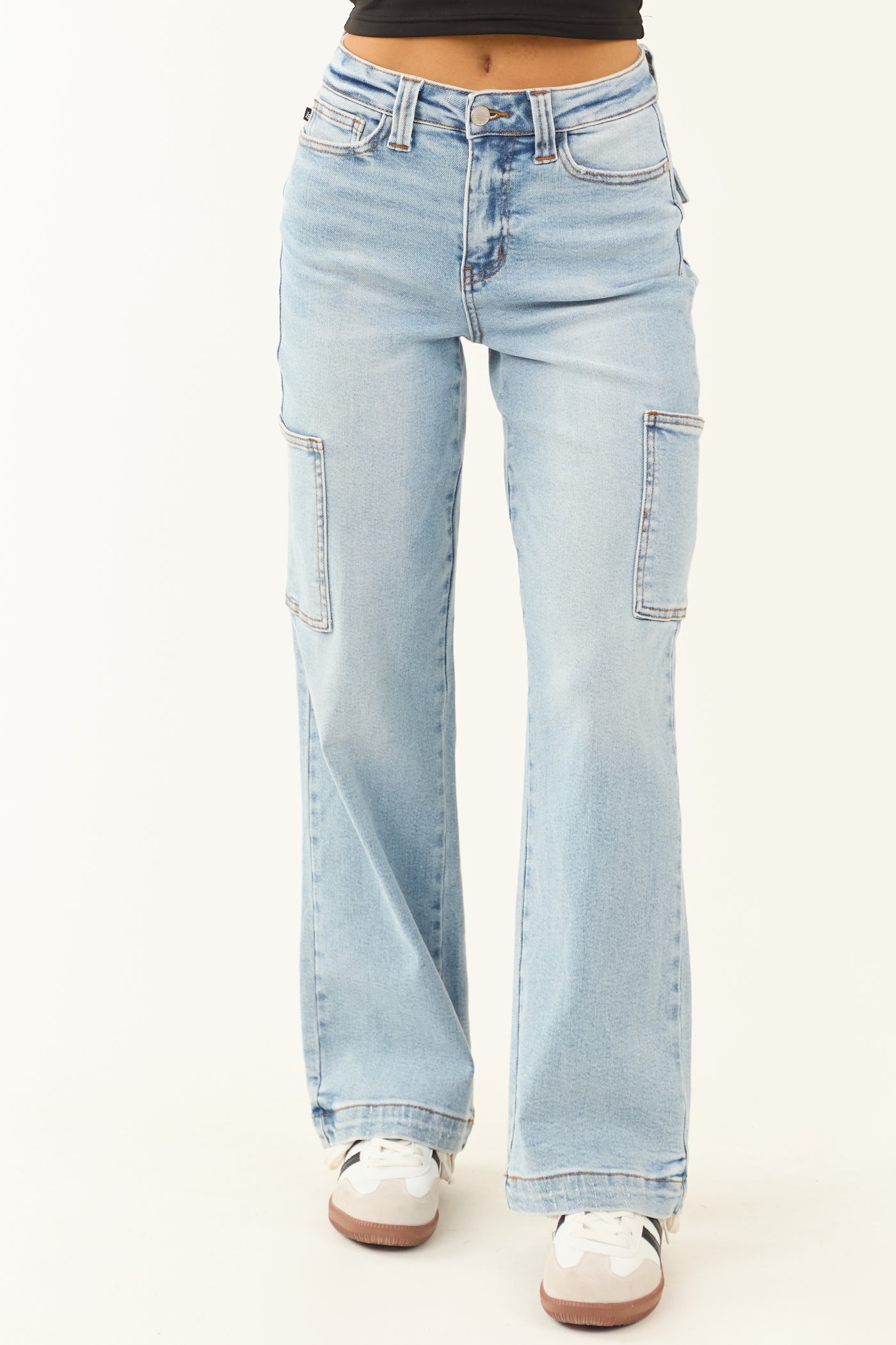 Judy Blue Light Wash Wide Leg Cargo Jeans