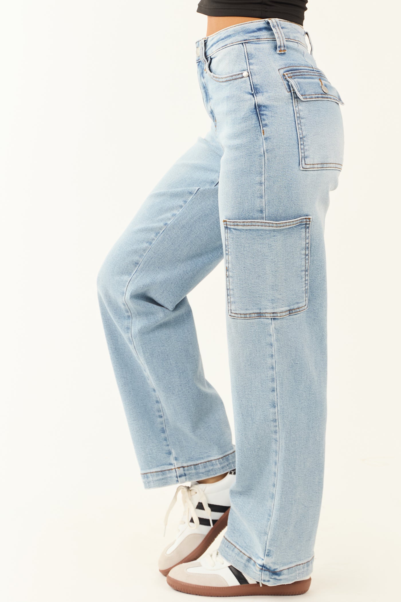 Judy Blue Light Wash Wide Leg Cargo Jeans