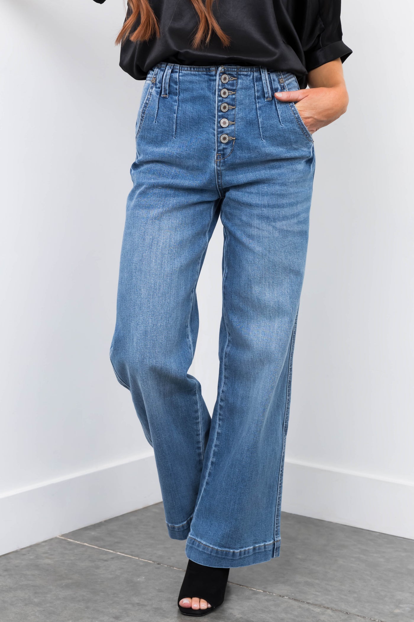 KanCan High Rise Wide Leg Button Up Jeans