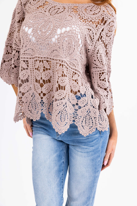 Latte Crochet Lace Scalloped Half Sleeve Top