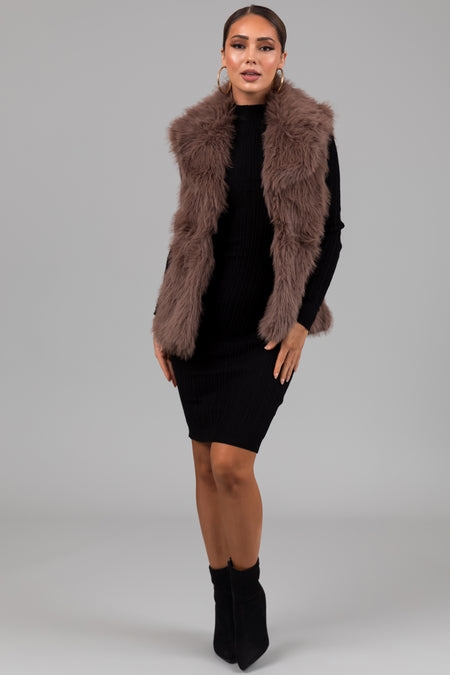 Mocha Faux Fur Collared Hook Closure Vest