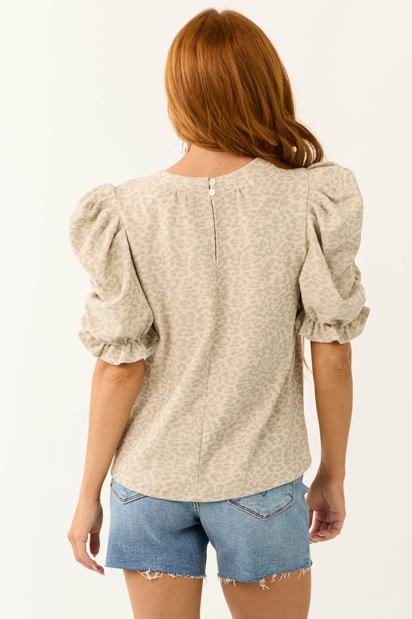 Oatmeal Cheetah Print Ruched Half Sleeve Top