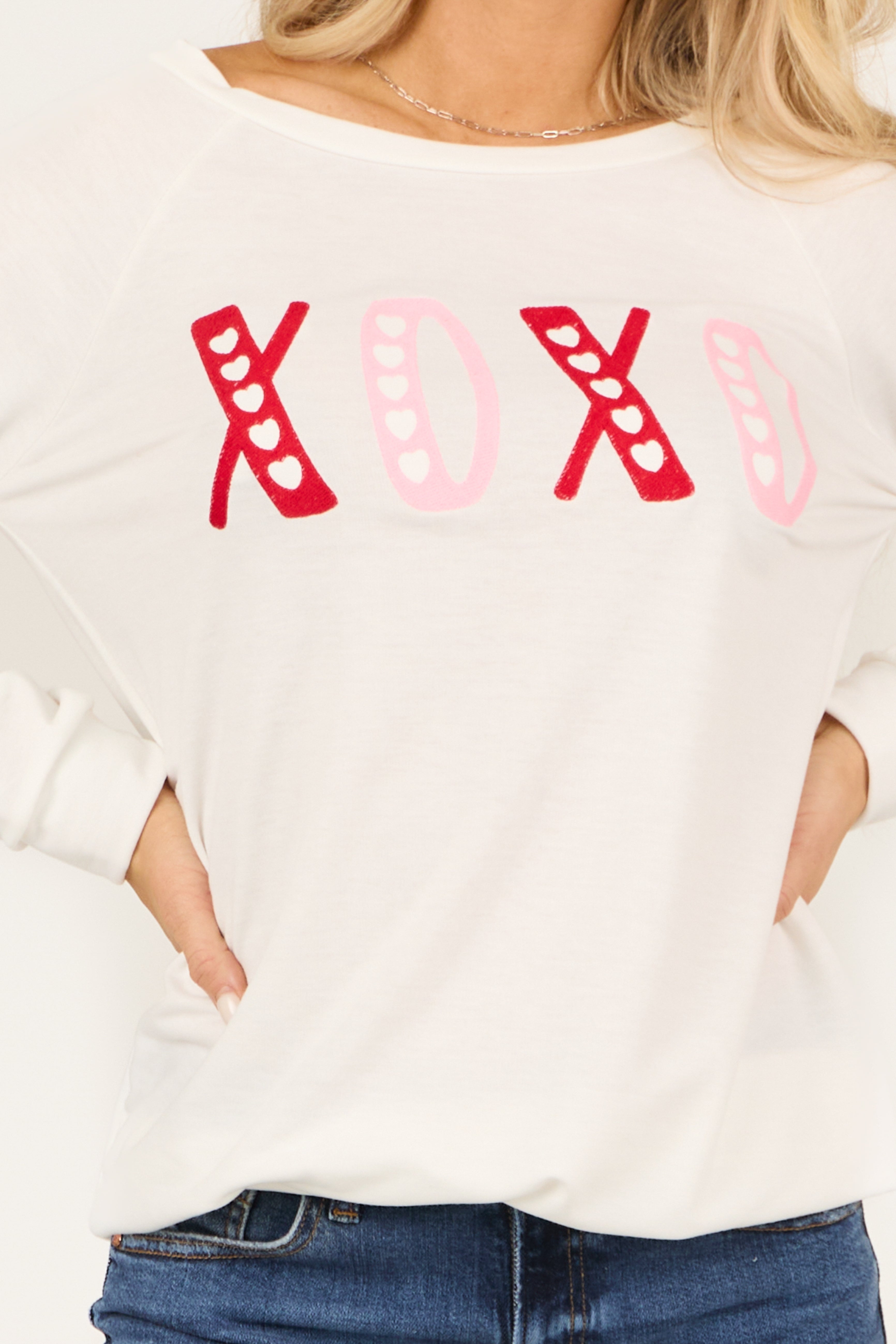 Off White 'XOXO' Embroidered Raglan Pullover Top