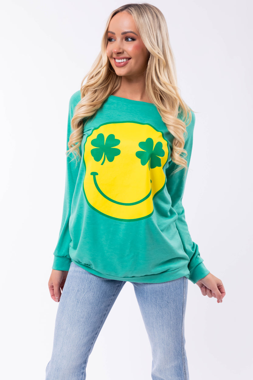 Seafoam Clover Smiley Graphic Pullover