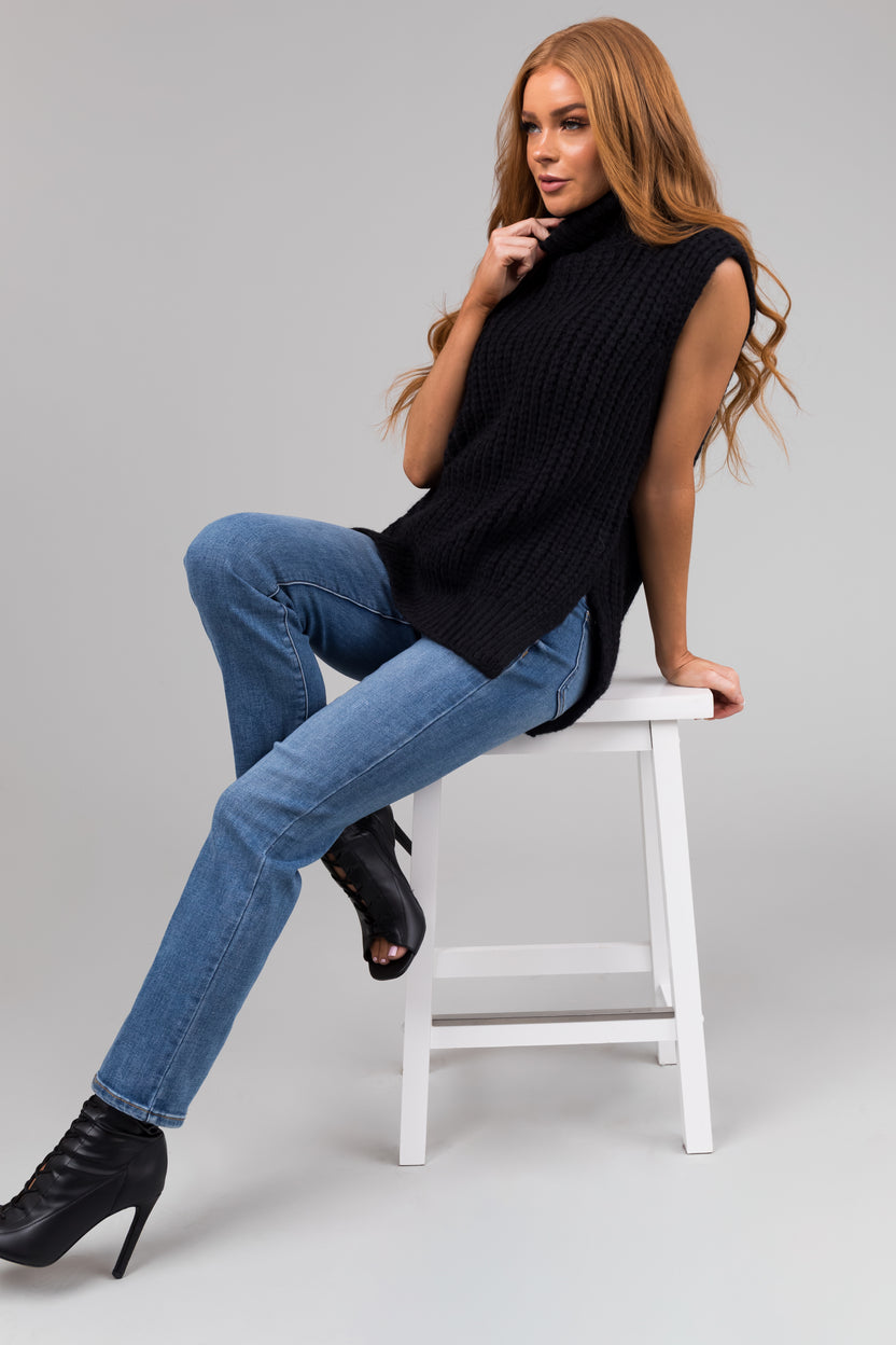 She+Sky Black Sleeveless Turtleneck Sweater Vest