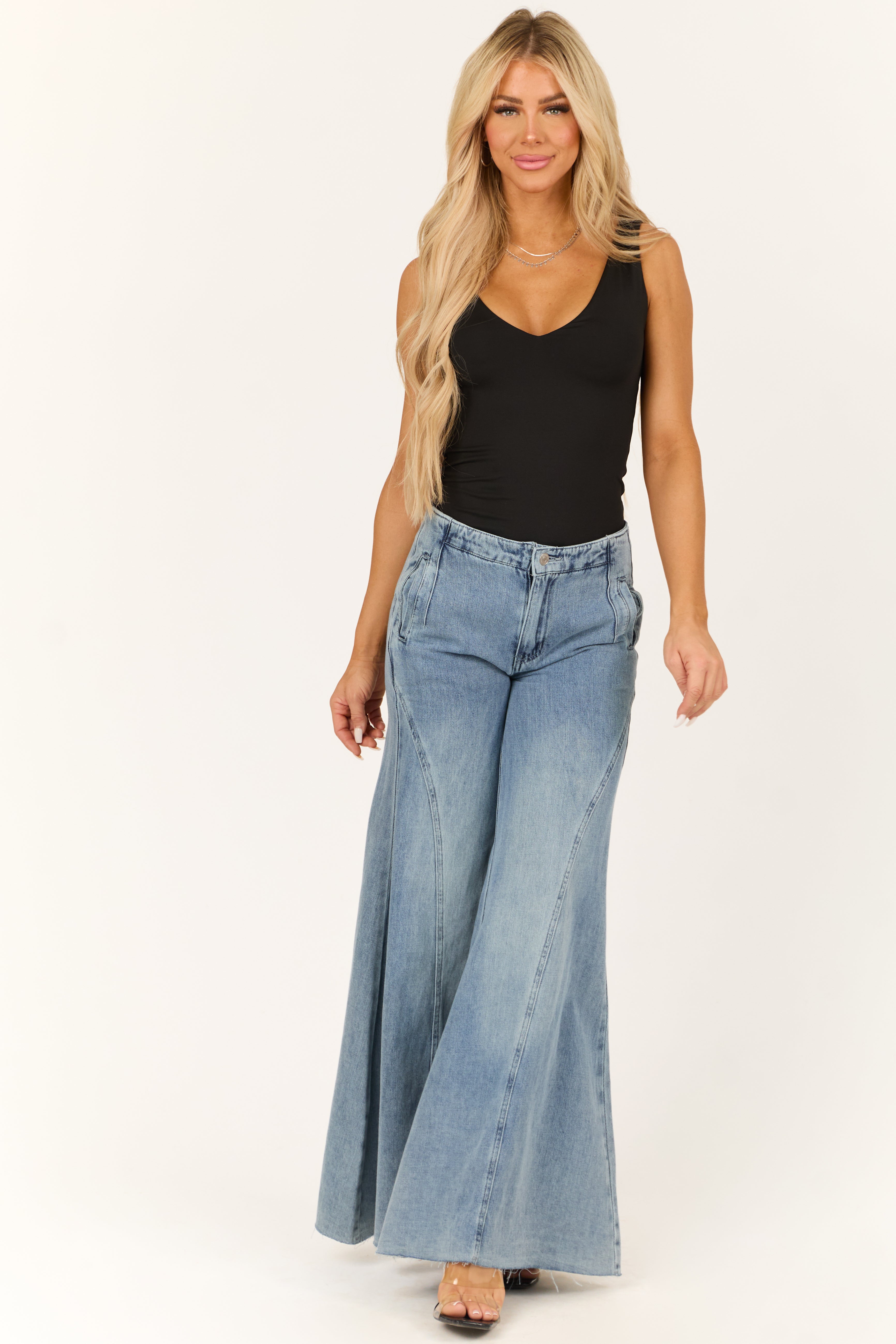 Signature 8 Medium Wash Super Wide Flare Jeans