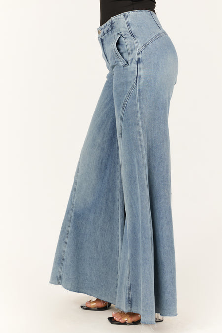 Signature 8 Medium Wash Super Wide Flare Jeans