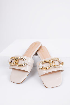 Vanilla Patent Leather Link Chain Flat Sandals