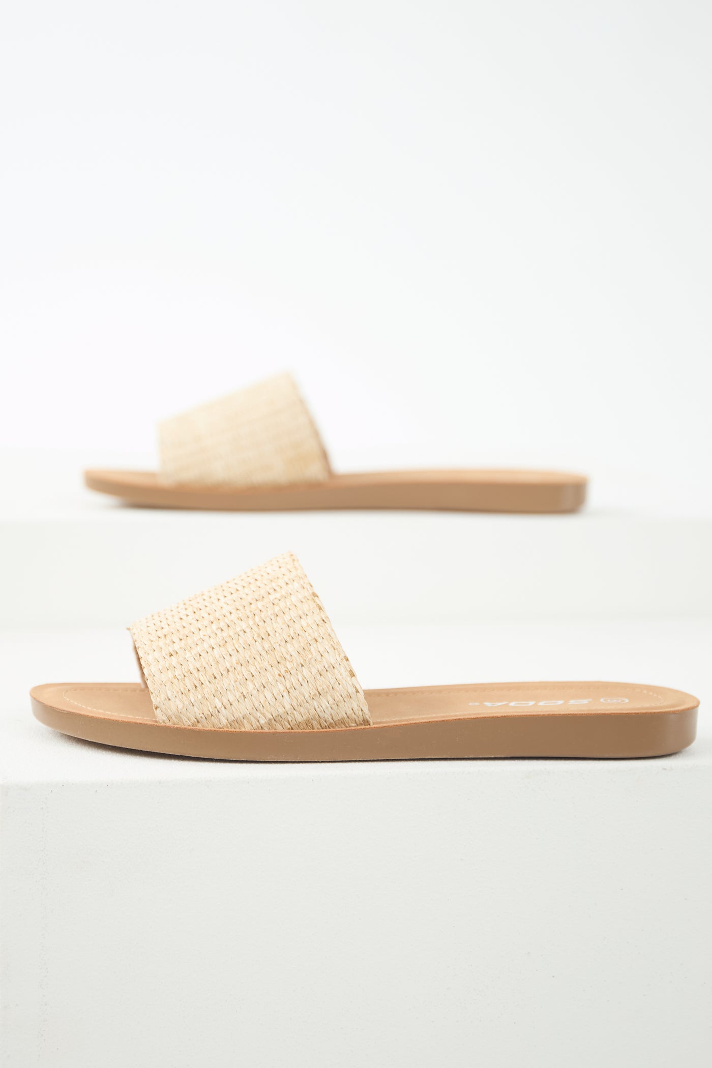 Vanilla Straw Band Open Toe Flat Sandals