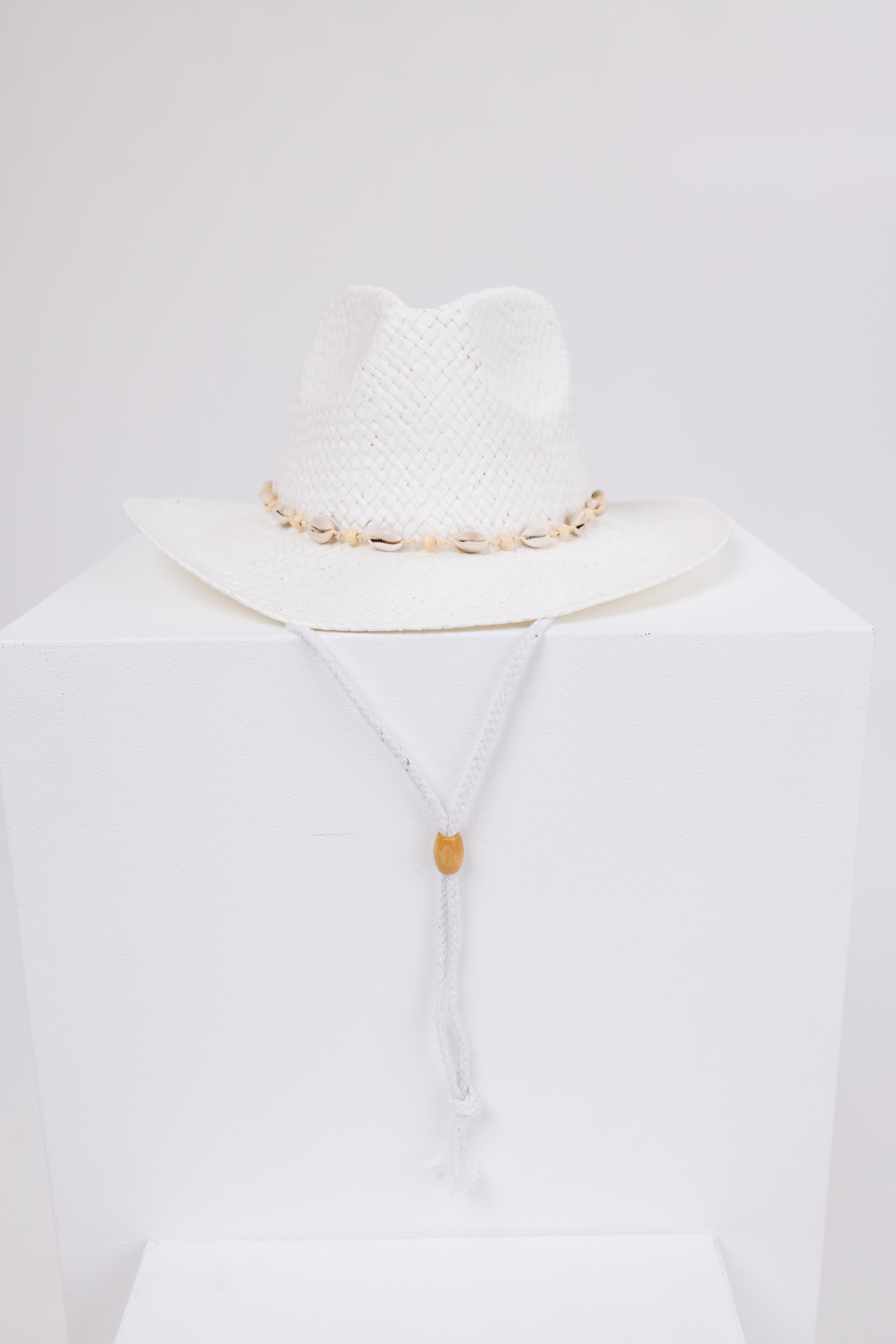 White Seashell Strap Western Straw Hat